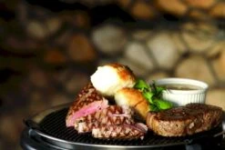 Cobb Pro Houtskoolbarbecue - Zalmrood -Buiten Kamperen 1267 1900 250y8468 2