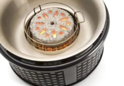 Cobb Pro Houtskoolbarbecue - Petrol 9 Cobb Pro Houtskoolbarbecue - Petrol -Buiten Kamperen 1267 1900 cobble pro zwart 3 2