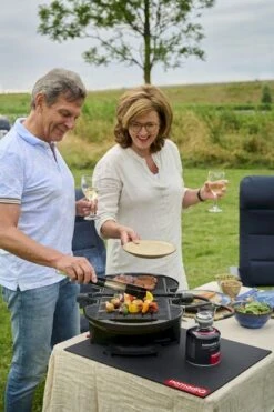 NomadiQ Draagbare Gasbarbecue - Zwart -Buiten Kamperen 1900 1267 mvd0748 1