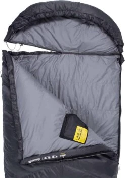 NOMAD® Taurus Comfort 550 Slaapzak - Dekenmodel - Max Lichaamslengte 190 Cm 14 NOMAD® Taurus Comfort 550 Slaapzak - Dekenmodel - Max Lichaamslengte 190 Cm -Buiten Kamperen 847x1200