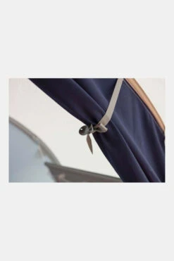 Opera Blueline Familietent 27 Opera Blueline Familietent -Buiten Kamperen maace10004 4341 26 nl